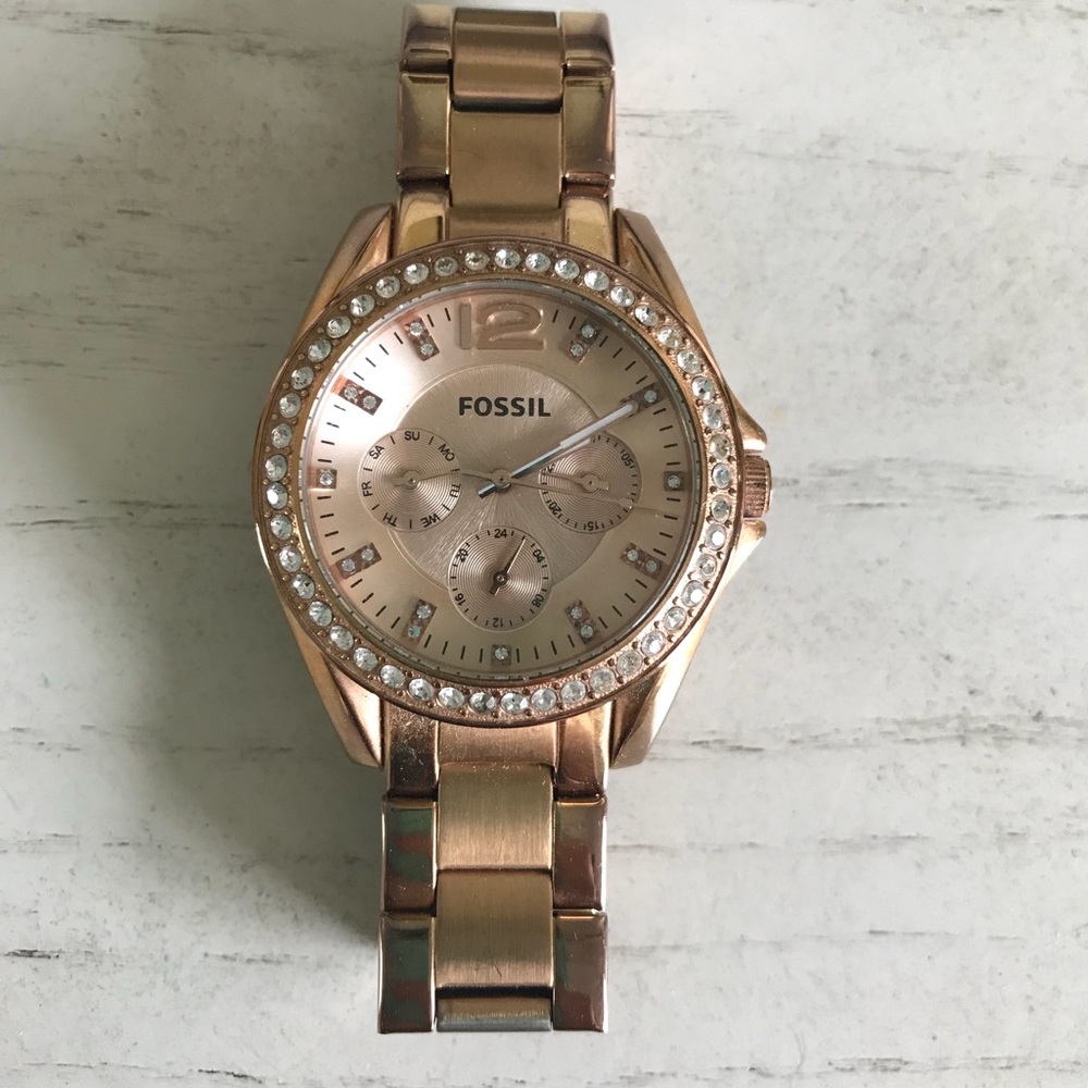 Gold Fossil watch